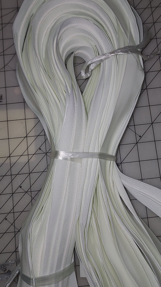 #5 Zipper Glow in the Dark