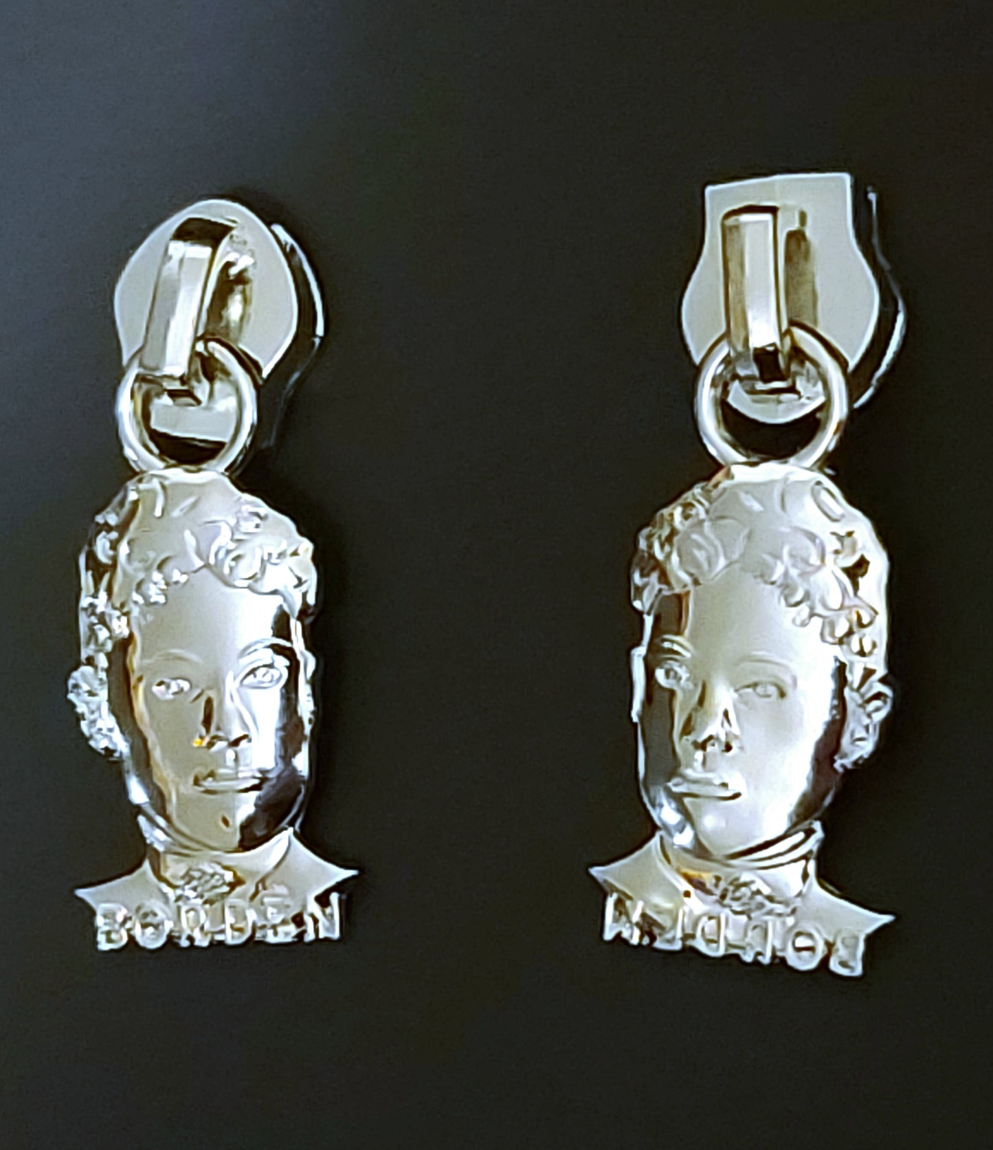 Lizzie Borden Zipper Pull